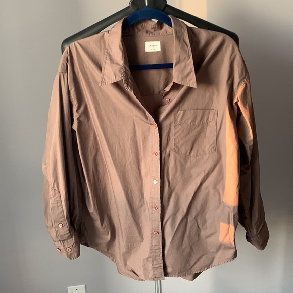 Aritzia Wilfred Free Relaxed Button Down Shirt - Picture 2 of 12